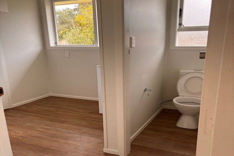 Photo of property in 18 Greenwood Place, Paraparaumu, 5032
