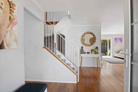 Photo of property in 12 Regia Close, Half Moon Bay, Auckland, 2012