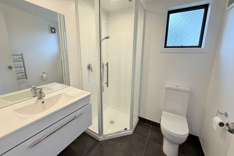 Photo of property in 140 Ti Rakau Drive, Pakuranga, Auckland, 2010