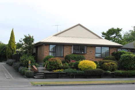 Photo of property in 2/249 Maidstone Road, Avonhead, Christchurch, 8042