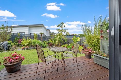 Photo of property in 39 Surf View Crescent, Red Beach, 0932