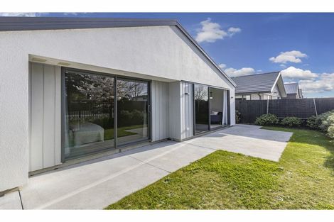 Photo of property in 16 Horoeka Street, Avonhead, Christchurch, 8042