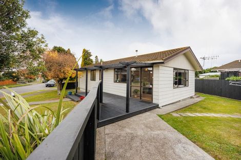 Photo of property in 30 Caroline Drive, Feilding, 4702