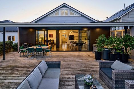 Photo of property in 67 Waipapa Road, Hataitai, Wellington, 6021