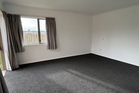 Photo of property in 5 Blythfield Place, Taradale, Napier, 4112