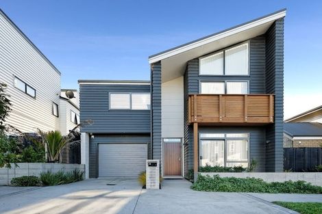 Photo of property in 14 Teal Way, Hobsonville, Auckland, 0616