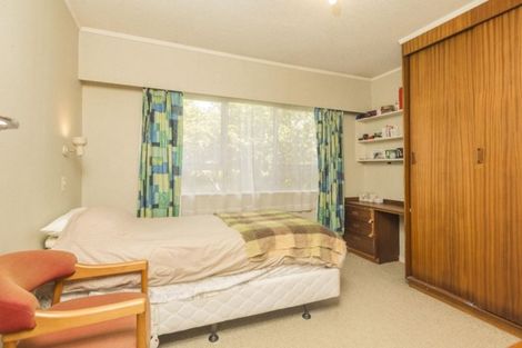 Photo of property in 11 Ross Avenue, Glenfield, Auckland, 0629