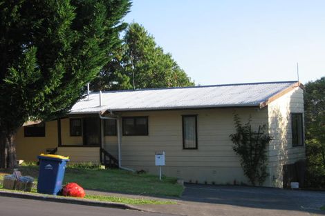 Photo of property in 24 Oaktree Avenue, Browns Bay, Auckland, 0630