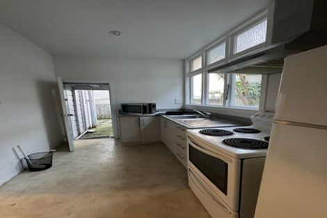 Photo of property in 14 Prince Street, Mount Victoria, Wellington, 6011