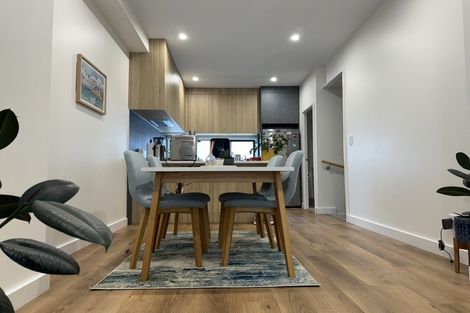 Photo of property in 22 Parkwood Avenue, Westgate, Auckland, 0614