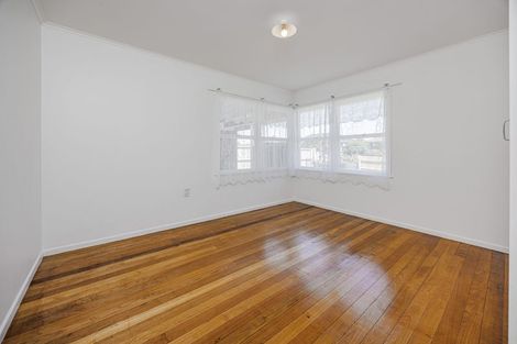 Photo of property in 13 Julian Place, Otara, Auckland, 2023