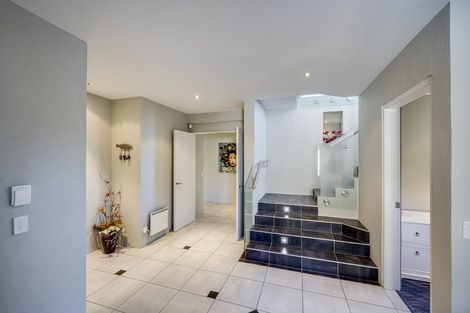 Photo of property in 14a George Street, Hospital Hill, Napier, 4110