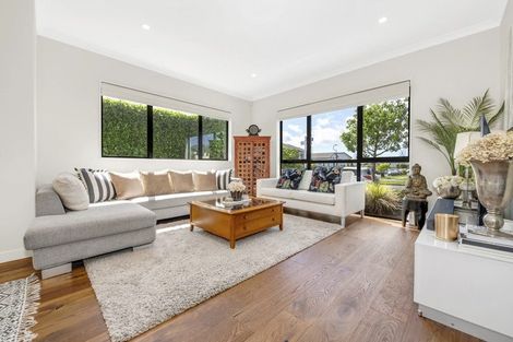 Photo of property in 8 Lavey Road, Flat Bush, Auckland, 2019