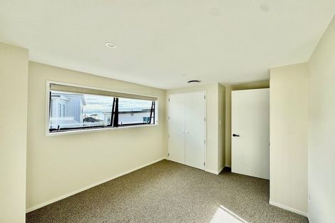 Photo of property in 1 Sandford Street, Campbells Bay, Auckland, 0630