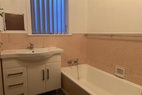 Photo of property in 2/52 Great South Road, Papatoetoe, Auckland, 2025