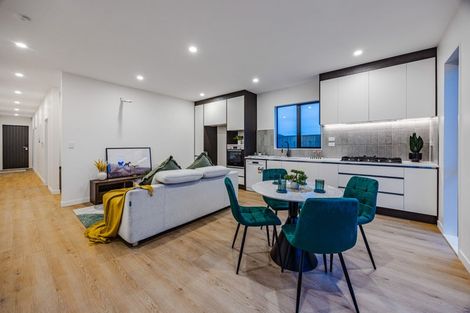 Photo of property in 8 Ihi Place, Karaka, 2578