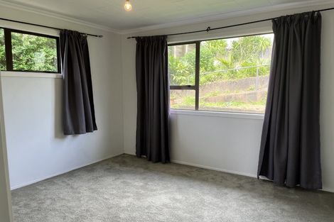 Photo of property in 3 Mount View Place, Spotswood, New Plymouth, 4310
