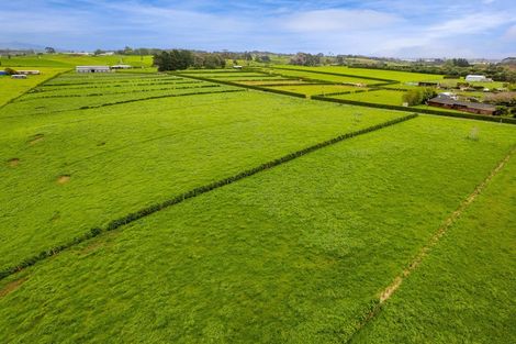 Photo of property in 312 Corbett Road, Paraite, New Plymouth, 4373