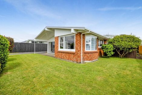 Photo of property in 22 Tukapa Street, Westown, New Plymouth, 4310