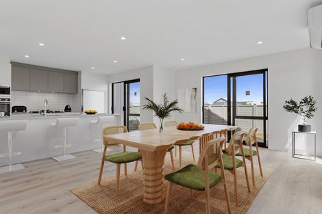Photo of property in 20 Port Way, Rosehill, 2113