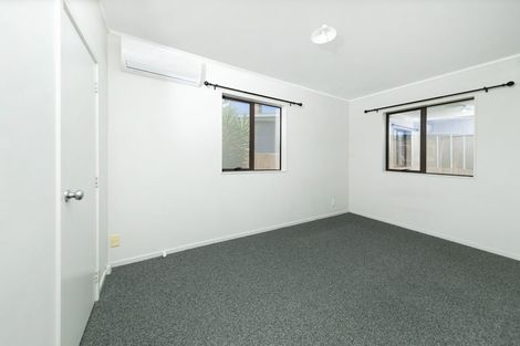 Photo of property in 19a Marewa Street, Te Atatu South, Auckland, 0610