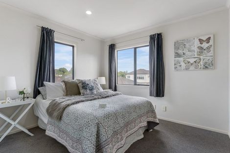 Photo of property in 140 Wellington Street, Howick, Auckland, 2014