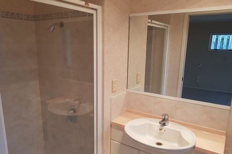 Photo of property in 33 Martin Jugum Lane, Ranui, Auckland, 0612