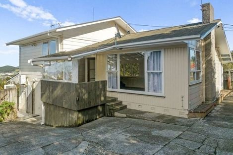 Photo of property in 10 Memorial Drive, Parahaki, Whangarei, 0112