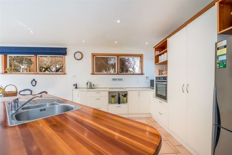 Photo of property in 217 Riverside Drive, Waterloo, Lower Hutt, 5011
