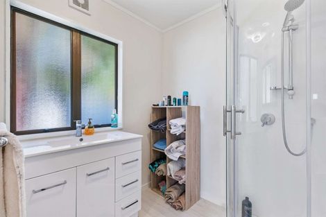 Photo of property in 2/133b Manuka Road, Bayview, Auckland, 0629