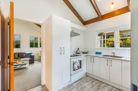 Photo of property in 1/10 Springbank Lane, Te Atatu Peninsula, Auckland, 0610