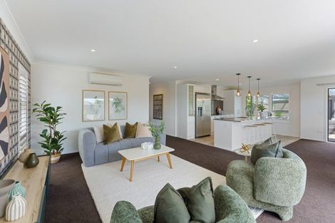 Photo of property in 45 Seagrass Place, Otaki Beach, Otaki, 5512