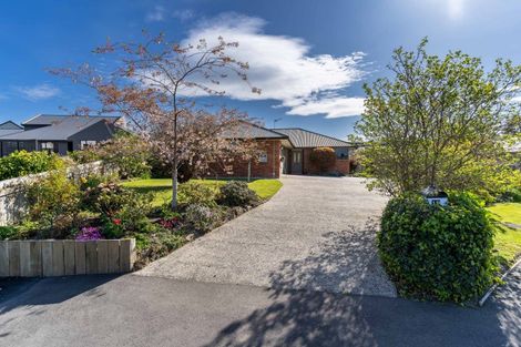 Photo of property in 19 Duxford Crescent, Fairfield, Dunedin, 9018