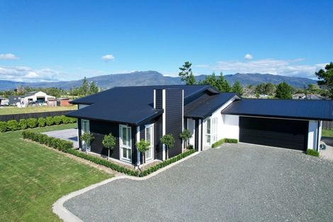 Photo of property in 72 Snodgrass Road, Westport, 7892