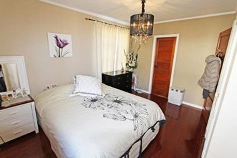 Photo of property in 43b Moire Road, Massey, Auckland, 0614