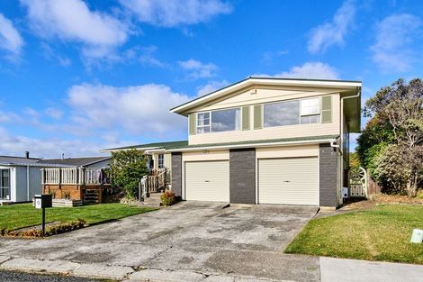 Photo of property in 9 The Sounding, Whitby, Porirua, 5024