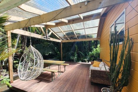 Photo of property in 26 Sylvan Valley Avenue, Titirangi, Auckland, 0604