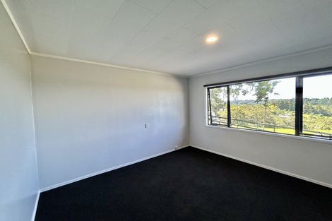 Photo of property in 32 Christian Road, Swanson, Auckland, 0614