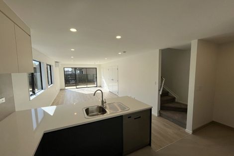 Photo of property in 8/25 Manse Road, Pahurehure, Papakura, 2113