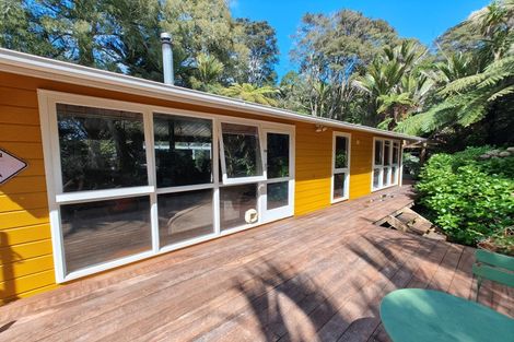 Photo of property in 26 Sylvan Valley Avenue, Titirangi, Auckland, 0604