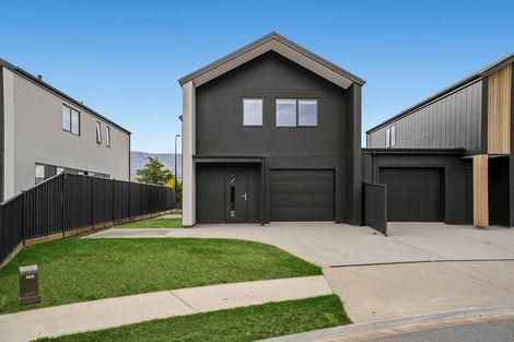 Photo of property in 18 Woods Crescent, Cromwell, 9310