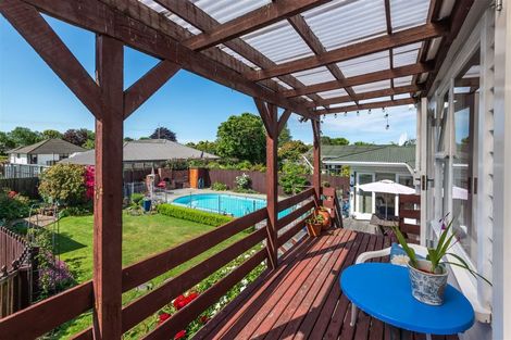 Photo of property in 20 Rosedale Place, Avonhead, Christchurch, 8042