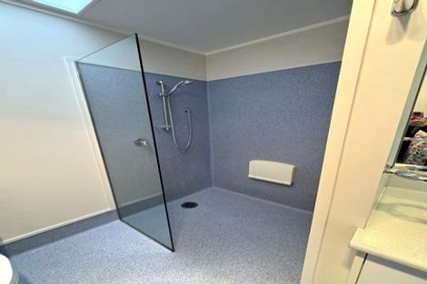 Photo of property in 12 Faith Bullock Place, New Lynn, Auckland, 0600