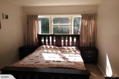 Photo of property in 32 Pembroke Road, Northland, Wellington, 6012