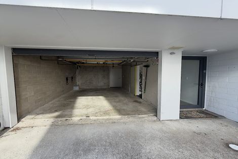 Photo of property in 3/464 Adelaide Road, Berhampore, Wellington, 6023
