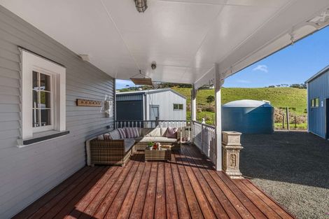 Photo of property in 3 Signal Stn Road, Pouto, Te Kopuru, 0391