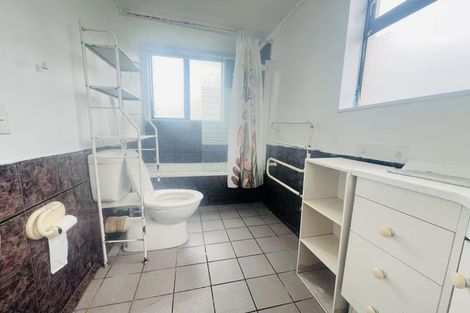 Photo of property in 564f Adelaide Road, Berhampore, Wellington, 6023