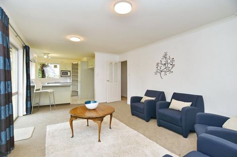 Photo of property in 10 Rachel Place, Avonhead, Christchurch, 8042