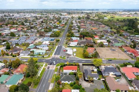 Photo of property in 1/45 Grove Road, Papakura, 2110