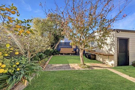 Photo of property in 38a Hereford Street, West End, Palmerston North, 4410